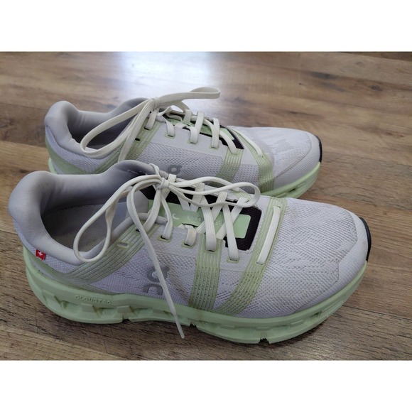 Women's Size 7.5 On Cloud go Running Shoe Green/Gray  55.98624 - Picture 1 of 7